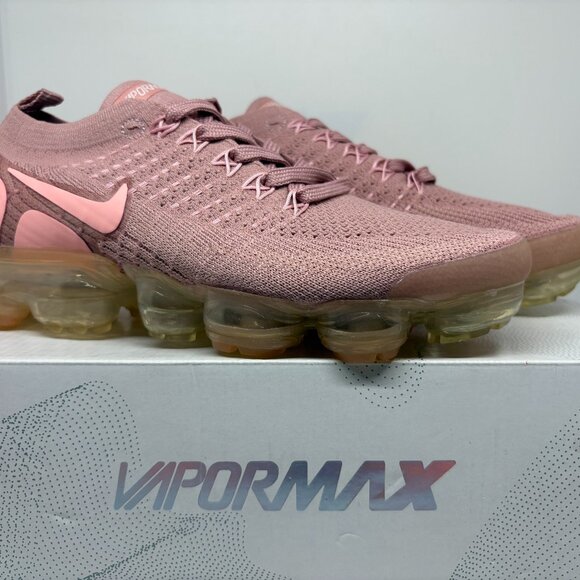 Women's Nike Vapormax - Pink - Picture 2 of 7
